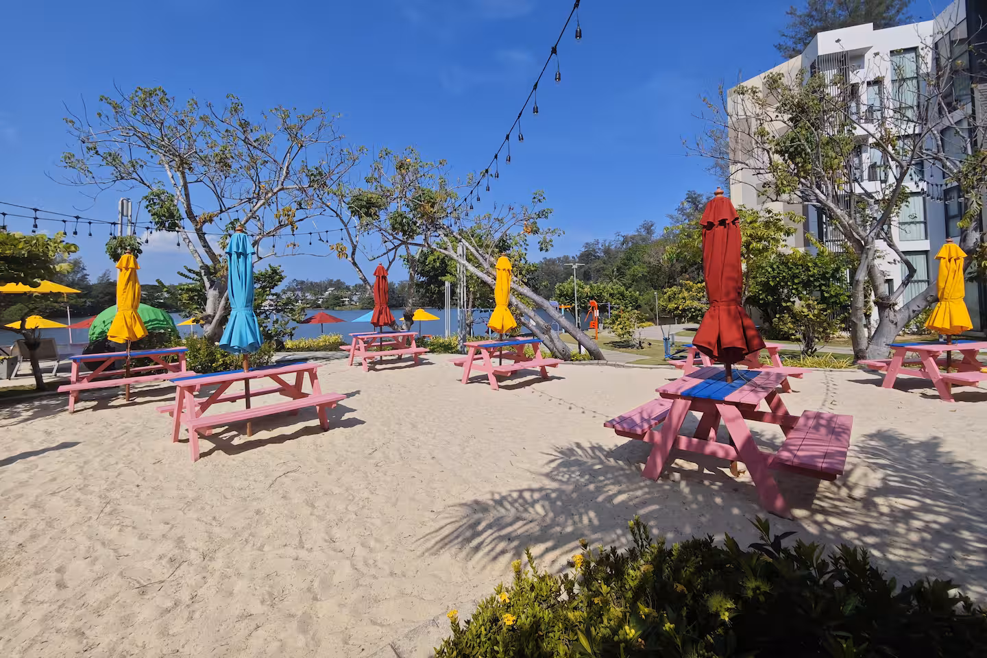Cassia condo 2310 — 23