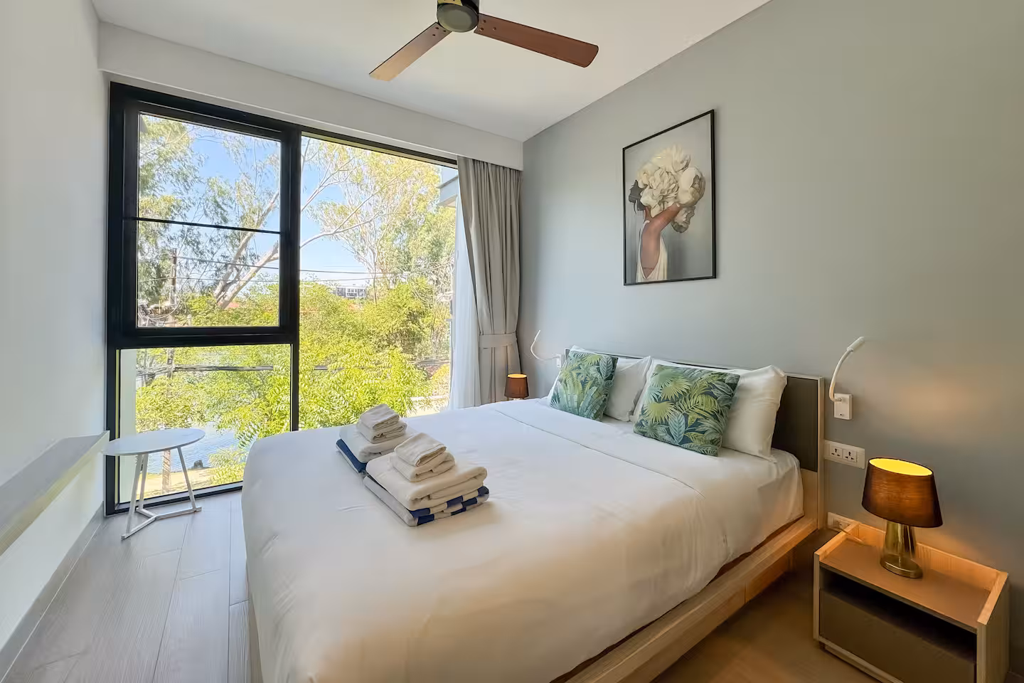 Cassia condo 2310 — 10