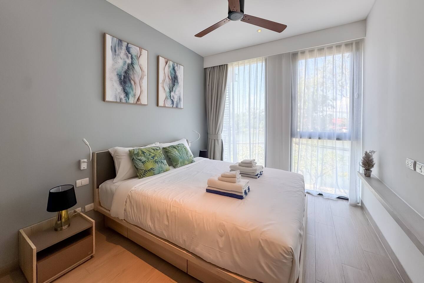 Cassia condo 2311 — 18